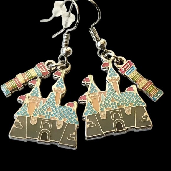 Vintage Disney Cinderella Castle Charm Earrings Disneyland Sleeping Beauty - Picture 2 of 10